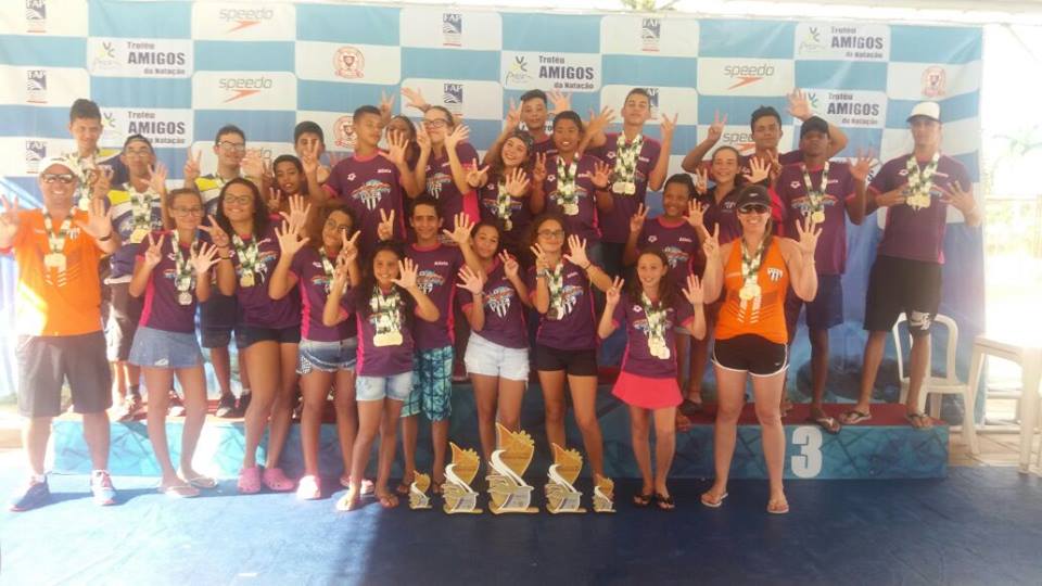 NATAÇÃO DO PFFC É HEPTA CAMPEÃ