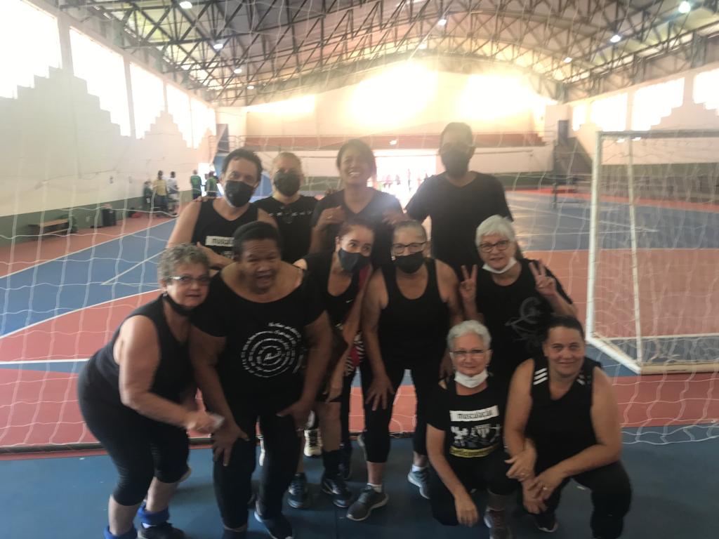 Equipe  de voleibol da melhor idade do PFFC, participou do Encontro de Amigos da melhor idade do voleibol adaptado, ocorrido em Santa Rita do Passa Quatro.