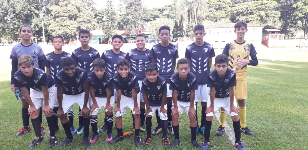 FUTEBOL DE BASE DO PFFC REALIZA AMISTOSO EM SÃO CARLOS COM A EQUIPE DA FABER CASTELL