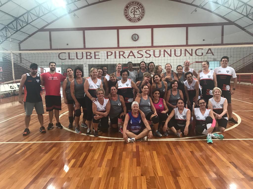 Equipe de Vôlei Adaptado faz Amistoso em Pirassununga para se preparar para as competições de 2019.