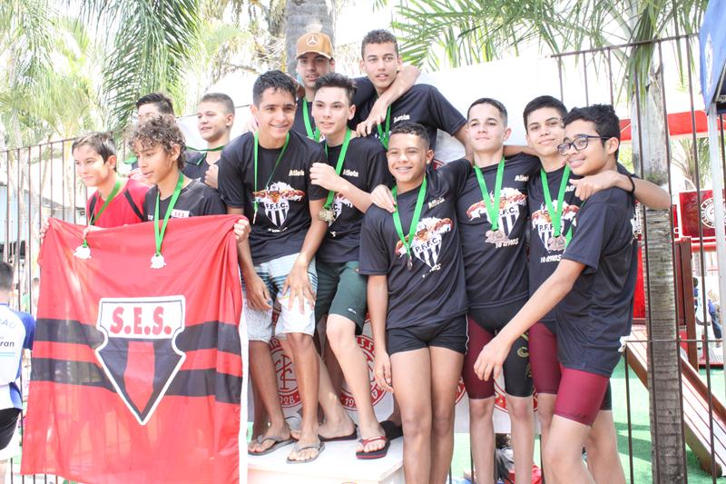 NATAÇÃO DO PFFC/UNAERP CONQUISTA 98 PODIUNS NO FINAL DE SEMANA