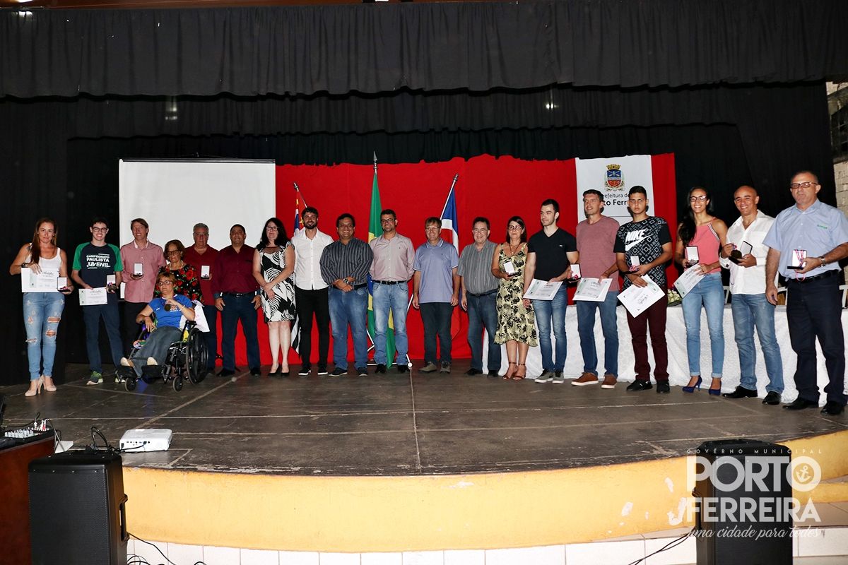 Grandes nomes do PFFC são homenageados na Medalha do Mérito Esportivo.